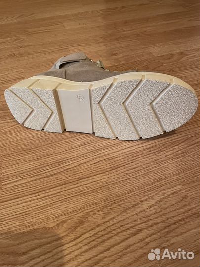 Ботинки демисезонные женские