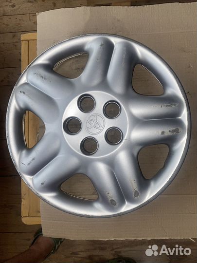 Колпаки r15 toyota avensis