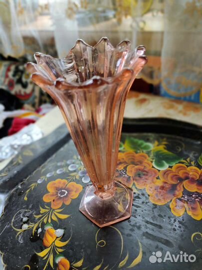 Ваза для цветов,цветное стеклр СССР
