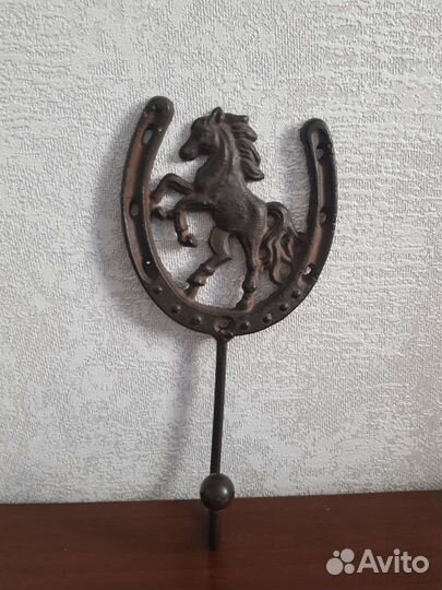 Крючок настенный, металл