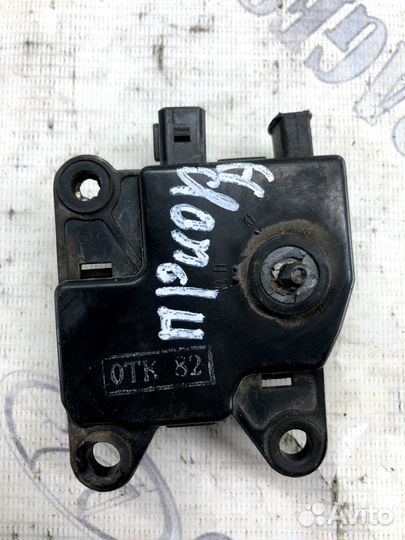 Моторчик заслонки отопителя ваз