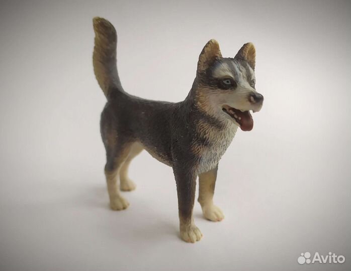 Фигурки хаски, кенгуру Schleich