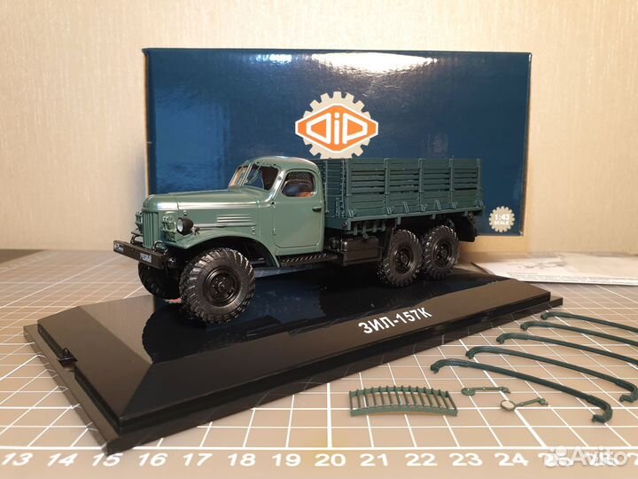 ЗИЛ-157 К бортовой грузовик 6х6 Учебный с грз DIP