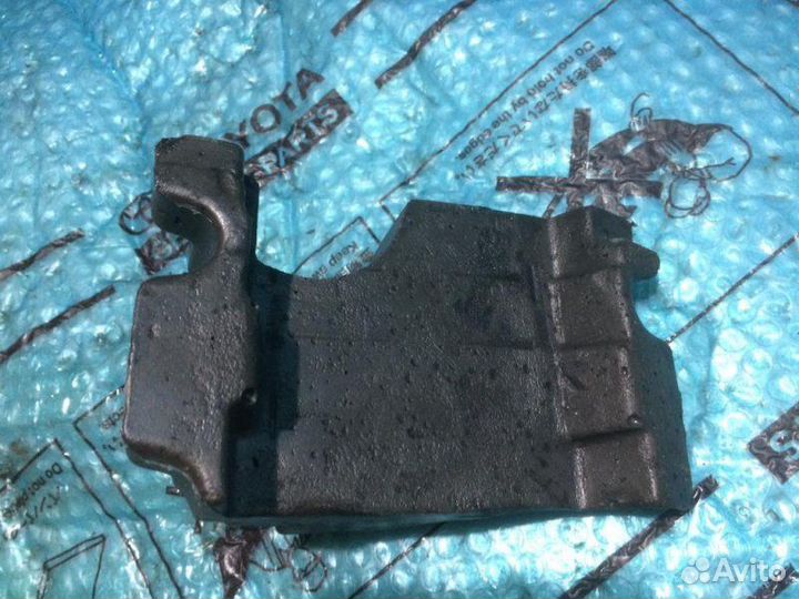 Демпфер Toyota Land Cruiser 200 4.5 2018