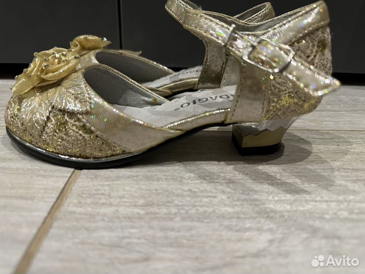 Туфли для девочки 29 размер