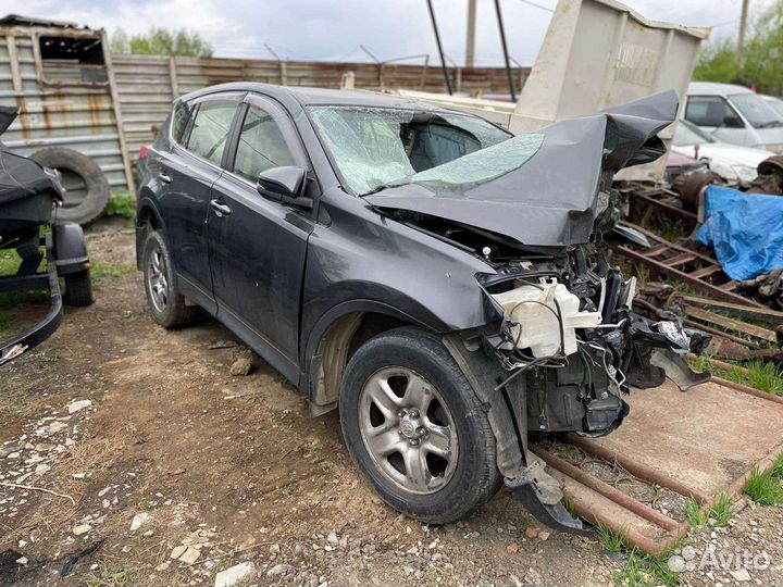 Toyota RAV4, 2014