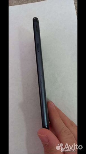 Телефон Samsung