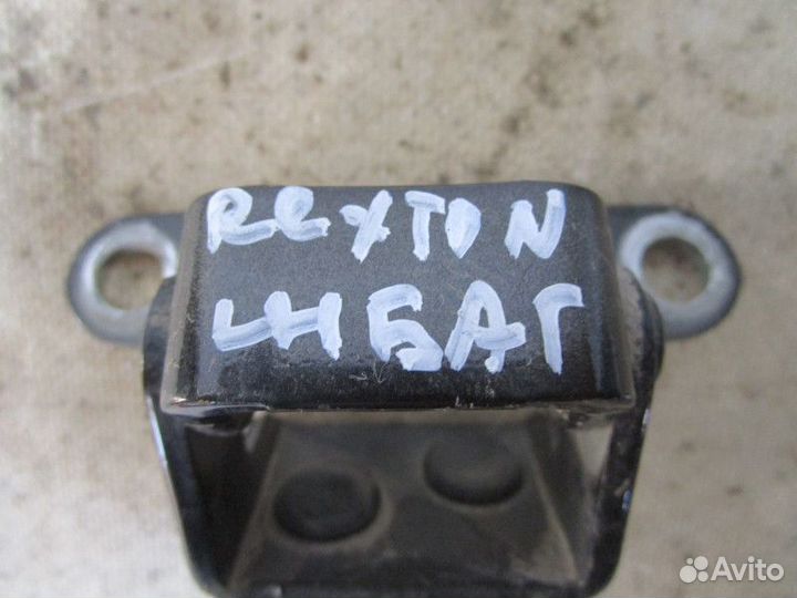 Петля двери багажника Ssang Yong Rexton I 2001-200