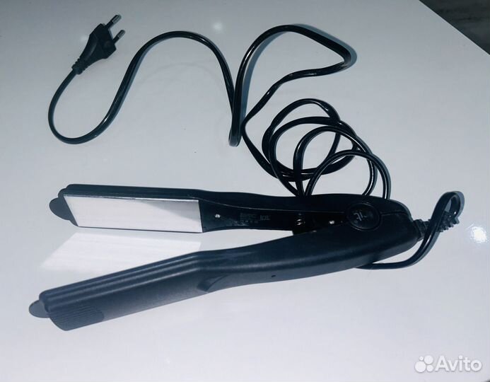 Утюжок выпрямитель для волос