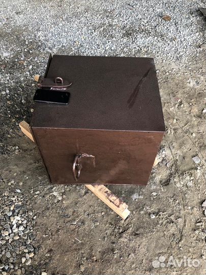 Сейф огнеупорный