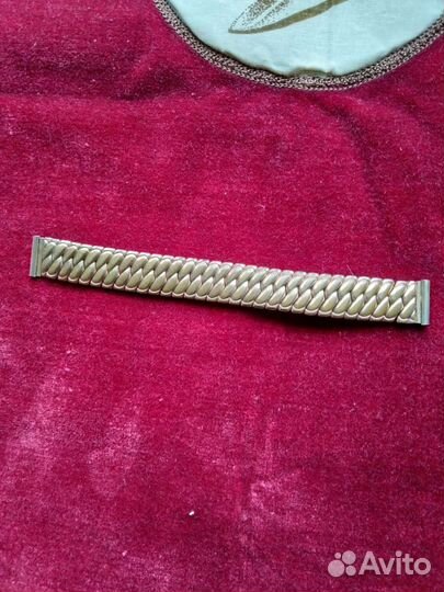 Браслет - резинка для часов