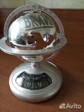 Настольные часы 