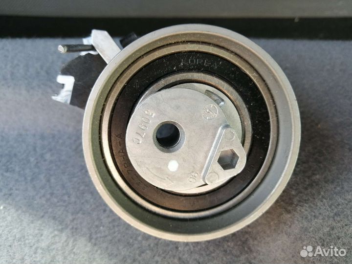 Ролик натяжителя Hyundai KIA 24410-23050