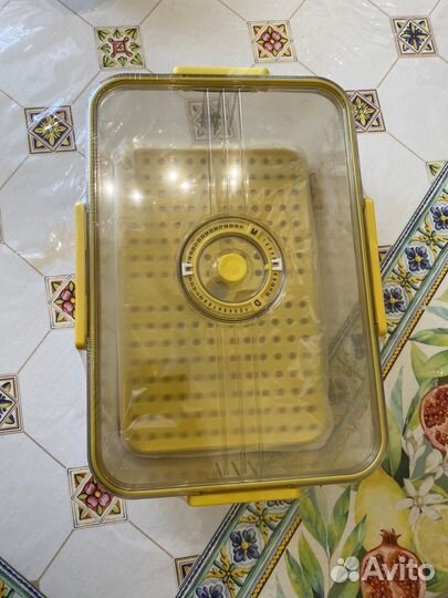 Контейнер для хранения в холодильнике