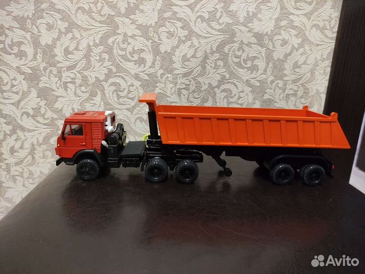 Камаз-5410 седельный тягач + полуприцеп самосвал