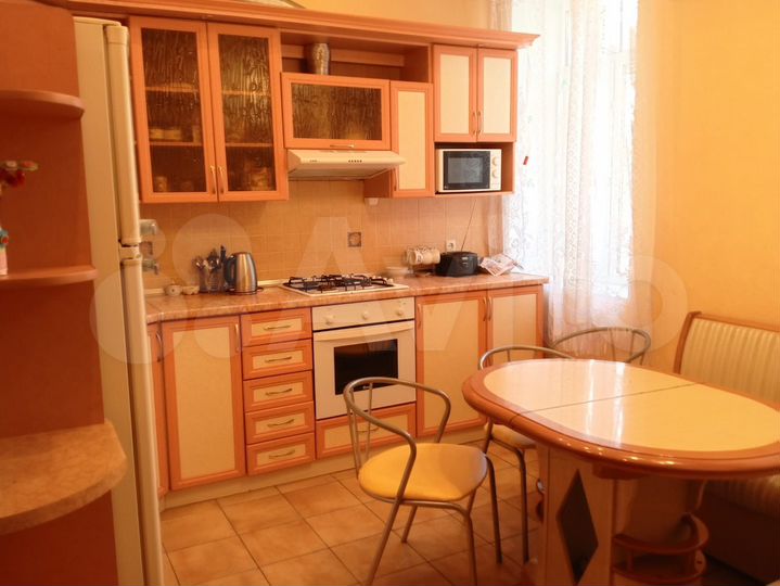 3-к. квартира, 93,5 м², 1/1 эт.