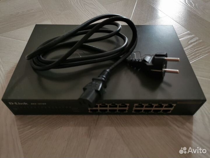 Коммутатор, свитч D Link DES-1016D