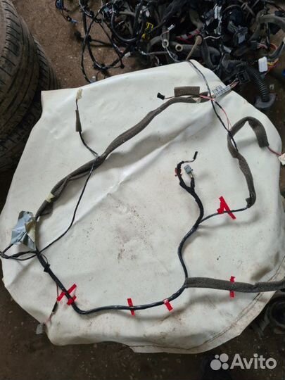 Проводка салона Renault Fluence седан M4R 2011