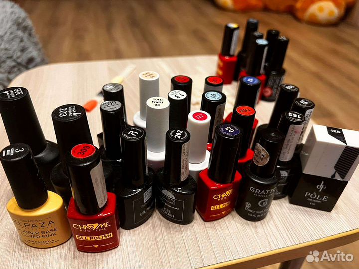 Гель лак для ногтей