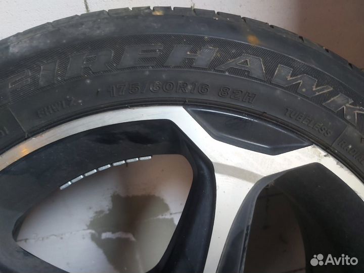 Bridgestone Alenza 001 175/60 R16