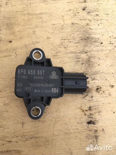 Датчик AIR Bag Audi A4 B7