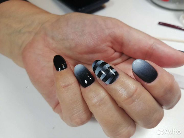Педикюр с покрытием гель-лаком