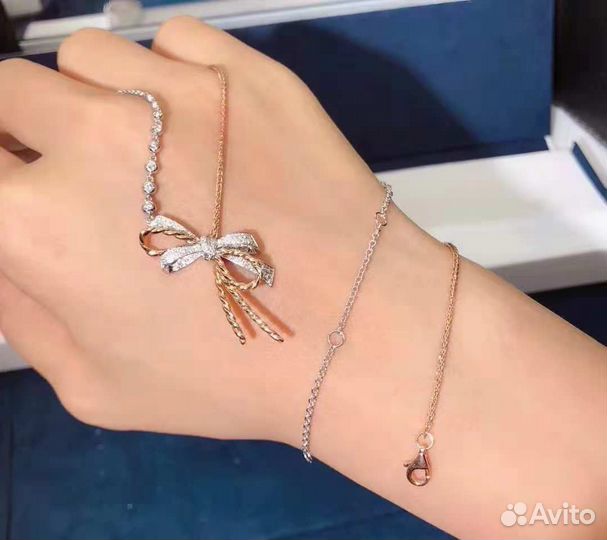 Chaumet подвеска из золота 0.69ct