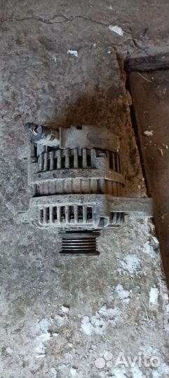 Продам генератор на lanos