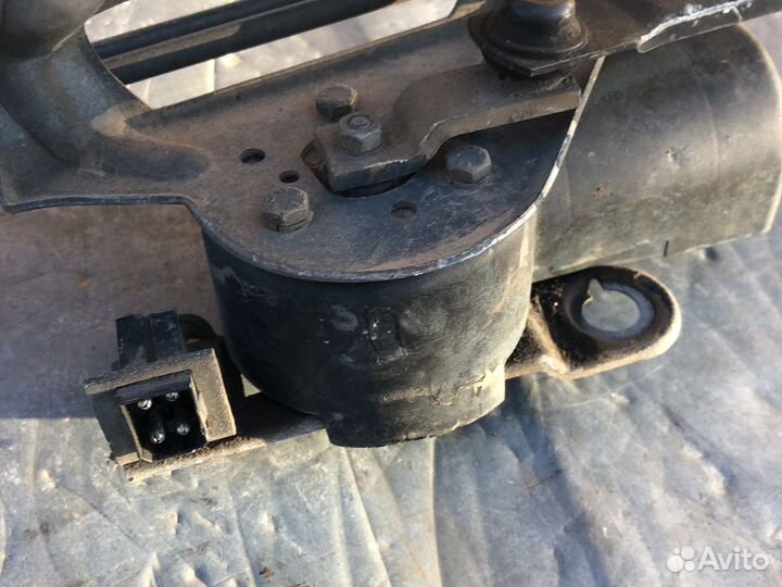 Трапеция дворников BMW E28