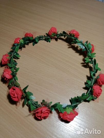 Венок на голову из цветов