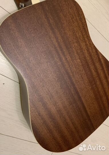 Акустическая гитара Cort earth 70