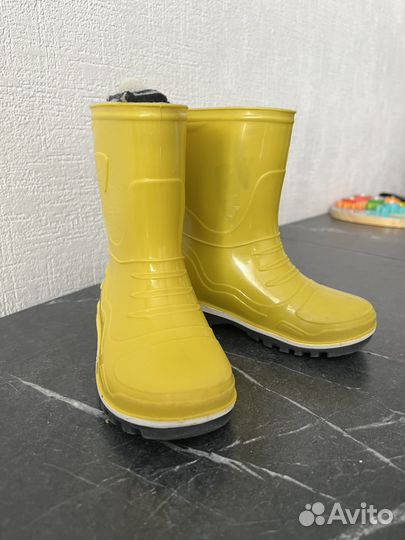 Резиновые сапоги