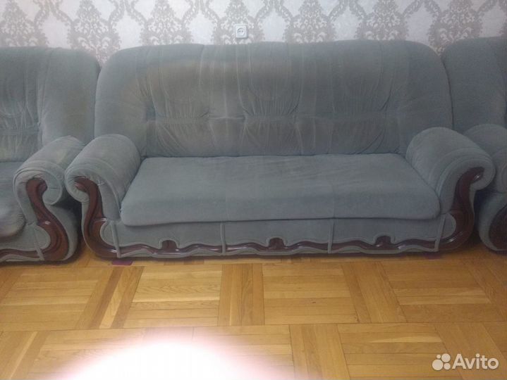Диван и два кресла комплект мягкой мебели