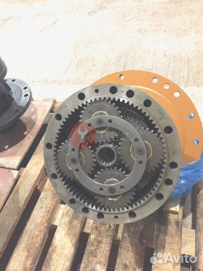 Поворотный редуктор Hyundai 31Q9-19140AR