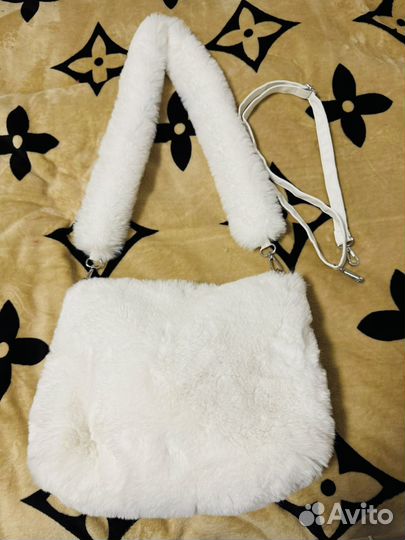 Сумка женская пушистая