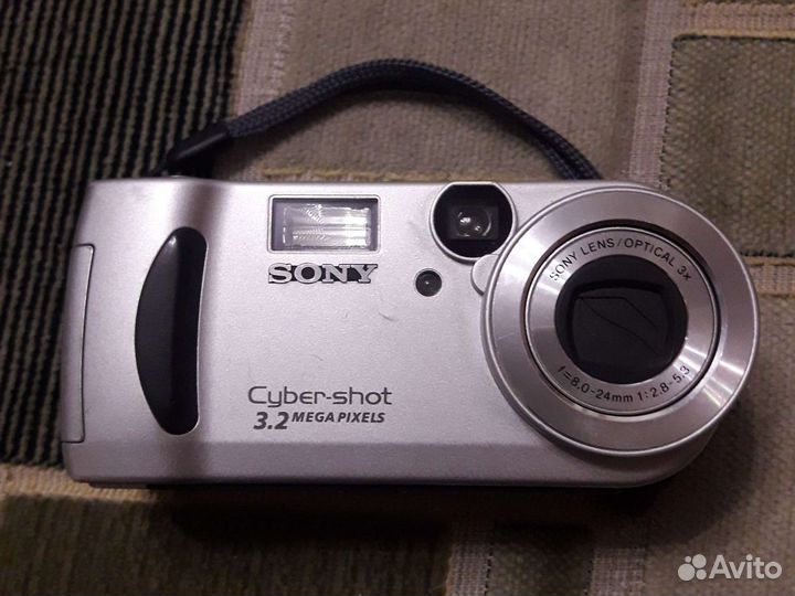 Компактный фотоаппарат sony