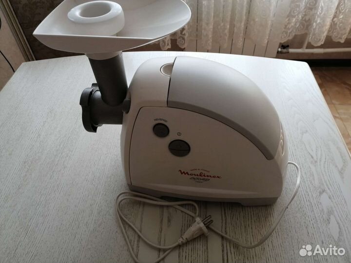 Мясорубка электрическая