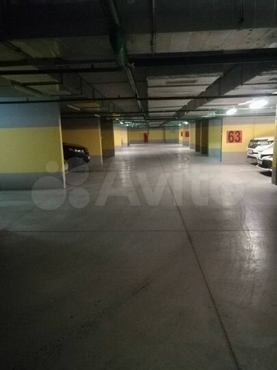 Машиноместо, 16 м²