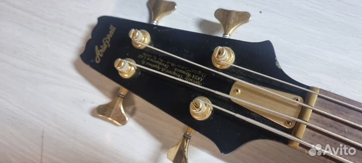 Aria Pro II SB Black n Gold II японская бас гитара