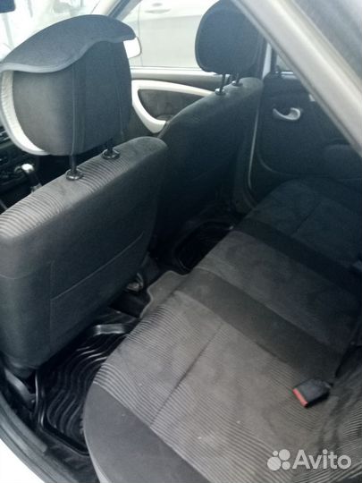 Renault Logan 1.6 МТ, 2010, битый, 184 100 км