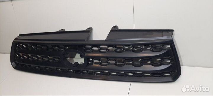 Решетка радиатора Toyota Rav4 ACA20 2000—2005