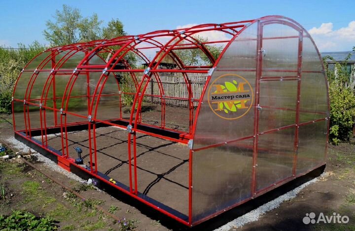 Теплица капелька