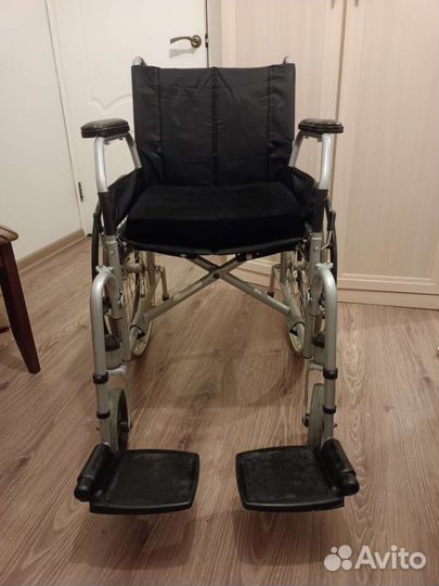 Коляска инвалидная
