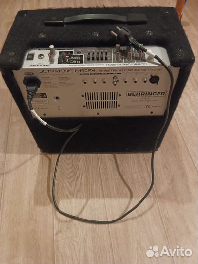 Комбоусилитель Behringer K450FX