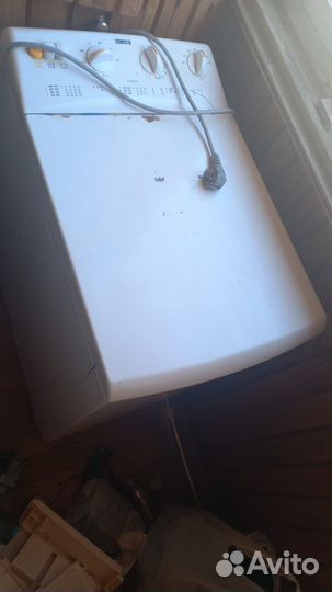 Стиральная машина с вертикальной загрузкой