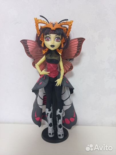 Куклы Монстер Хай Луна Мэтьюс и Хани Свомп