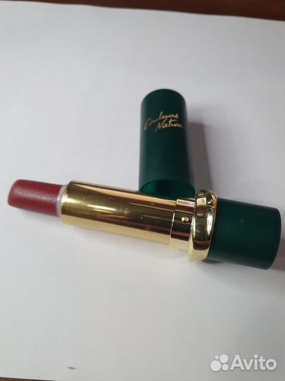 Винтажные губные помады, блеск, уходовые средства