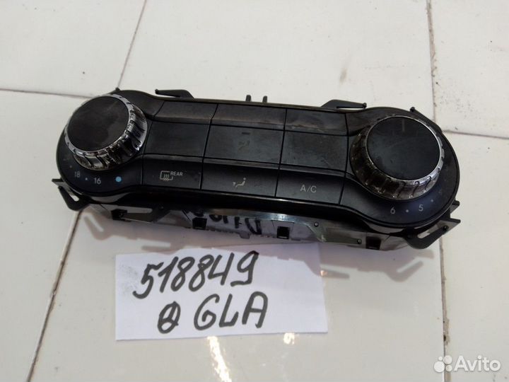 Блок управления климатом (Mercedes-Benz GLA-class)