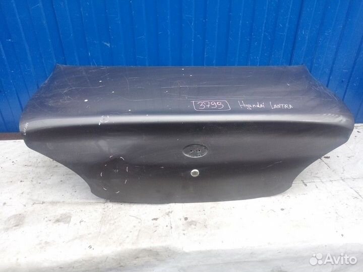 Крышка багажника Hyundai Lantra