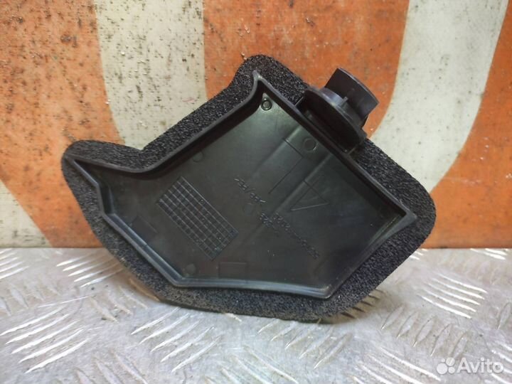 Пыльник радиатора левый Toyota Rav4 4 CA40